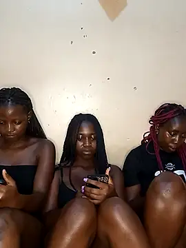 Snapshot of Swit_virgin22 chatting on 09-26-25, 03:49 Swit virgin22 online show from 09-26-25, 03:49