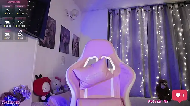 SexyLuna   online show from 04-20-26, 09:45