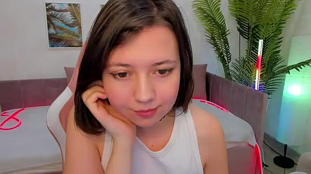 Lina Brownie online show from 02-03-25, 05:40