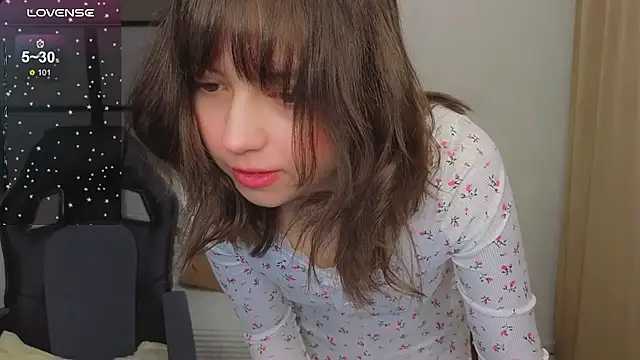 Snapshot of Lina_Brownie chatting on 12-14-25, 02:28 Lina Brownie online show from 12-14-25, 02:28