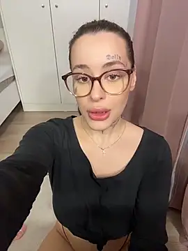 fuckdoll 18 online show from 11-06-25, 09:10