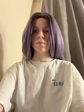 Snapshot of RinaMood chatting on 12-22-24, 03:11 RinaMood online show from 12-22-24, 03:11