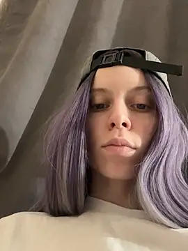 Snapshot of RinaMood chatting on 02-10-25, 02:48 RinaMood online show from 02-10-25, 02:48