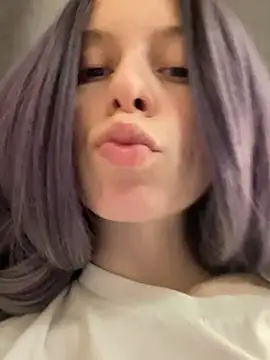 Snapshot of RinaMood chatting on 02-25-25, 12:24 RinaMood online show from 02-25-25, 12:24