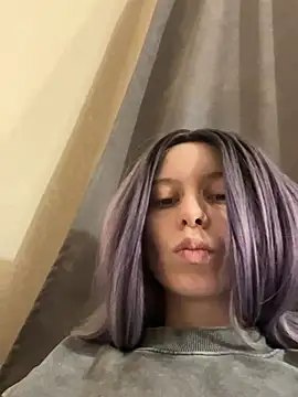 Snapshot of RinaMood chatting on 02-25-25, 03:27 RinaMood online show from 02-25-25, 03:27