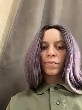 Snapshot of RinaMood chatting on 03-07-25, 03:18 RinaMood online show from 03-07-25, 03:18