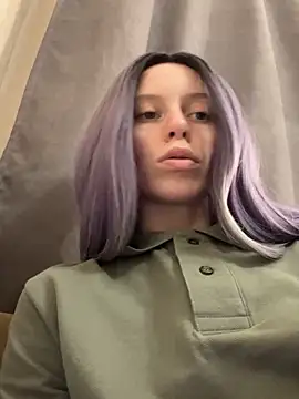 Snapshot of RinaMood chatting on 03-08-25, 12:09 RinaMood online show from 03-08-25, 12:09