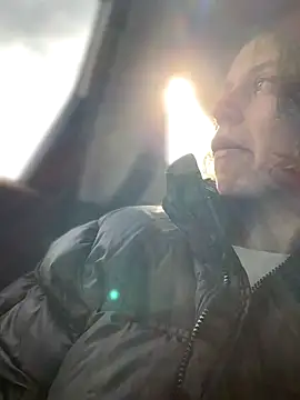 Snapshot of RinaMood chatting on 09-14-25, 08:24 RinaMood online show from 09-14-25, 08:24