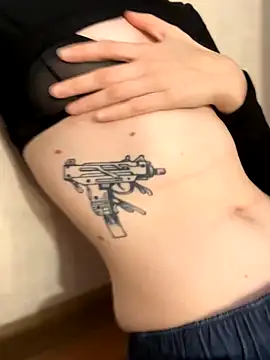 Snapshot of RinaMood chatting on 09-19-25, 03:30 RinaMood online show from 09-19-25, 03:30