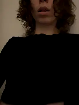 Snapshot of RinaMood chatting on 10-31-25, 01:23 RinaMood online show from 10-31-25, 01:23