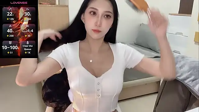 yu5888 online show from 04-13-26, 10:54