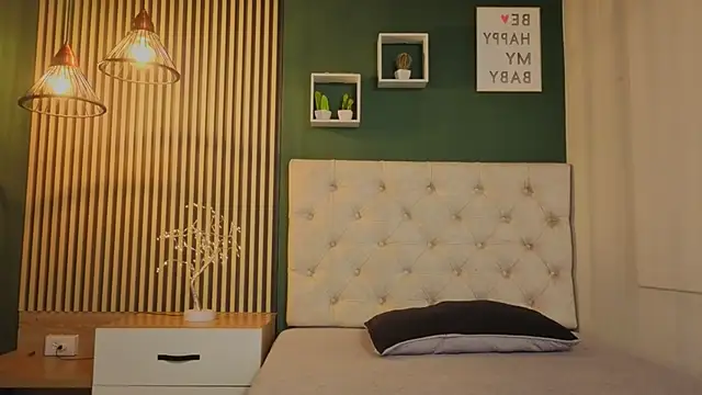 madison little  online show from 10-23-25, 12:48