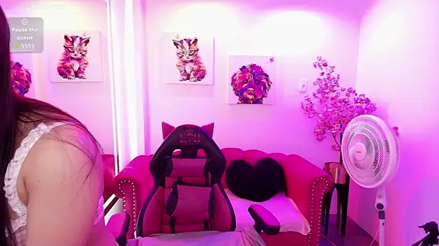 Miss dolly  online show from 03-16-26, 12:31