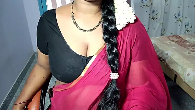 Snapshot of samyukthapuretelugu chatting on 04-25-26, 06:05 samyukthapuretelugu online show from 04-25-26, 06:05
