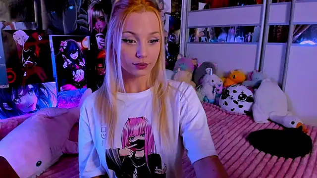 Snapshot of Cute__Pony chatting on 12-05-24, 09:39 Cute Pony online show from 12-05-24, 09:39