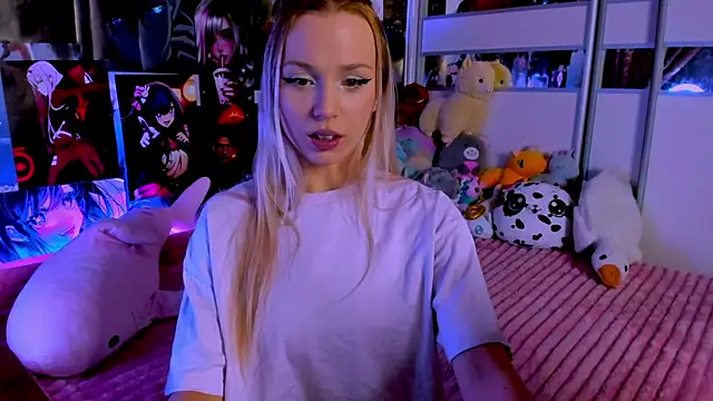 Snapshot of Cute__Pony chatting on 01-14-25, 09:20 Cute Pony online show from 01-14-25, 09:20