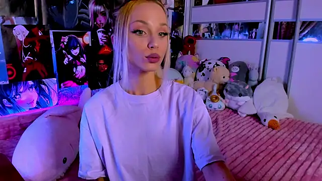 Snapshot of Cute__Pony chatting on 02-19-25, 09:36 Cute Pony online show from 02-19-25, 09:36