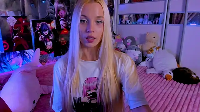 Snapshot of Cute__Pony chatting on 11-12-25, 11:36 Cute Pony online show from 11-12-25, 11:36