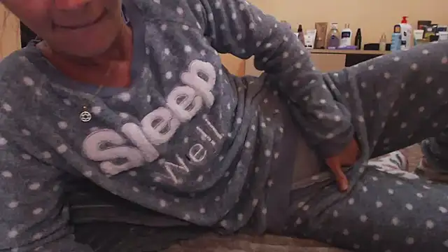 LovelyAndraGirl online show from 09-17-25, 07:37