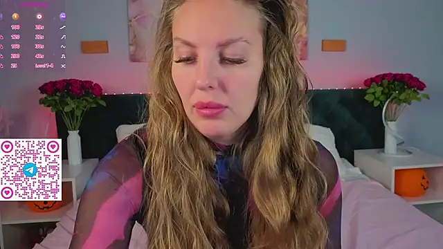 Snapshot of Kelly_Hardy chatting on 11-09-25, 01:15 Kelly Hardy online show from 11-09-25, 01:15