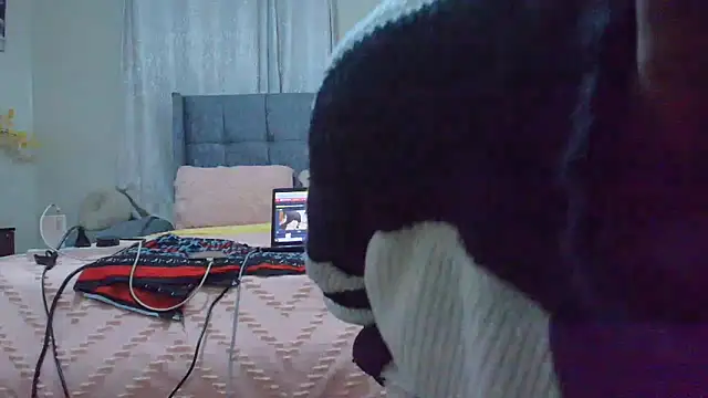 Snapshot of t-NaughtyLicia chatting on 04-29-26, 02:04 t-NaughtyLicia online show from 04-29-26, 02:04