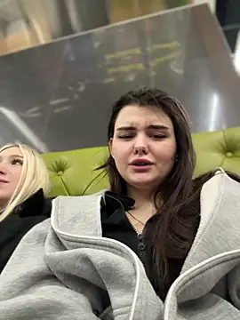 Snapshot of NikaMur chatting on 02-01-25, 08:29 NikaMur online show from 02-01-25, 08:29