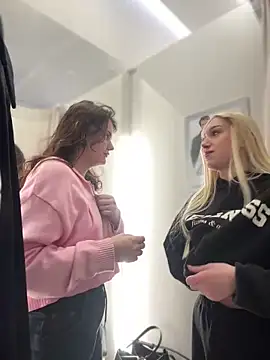 Snapshot of NikaMur chatting on 02-02-25, 05:32 NikaMur online show from 02-02-25, 05:32