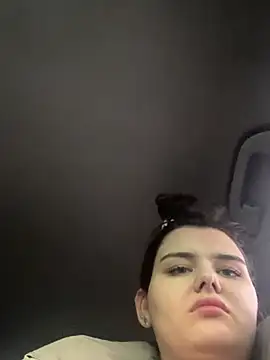 Snapshot of NikaMur chatting on 02-25-25, 11:08 NikaMur online show from 02-25-25, 11:08