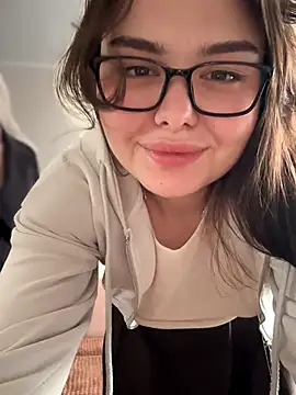 Snapshot of NikaMur chatting on 10-23-25, 02:44 NikaMur online show from 10-23-25, 02:44