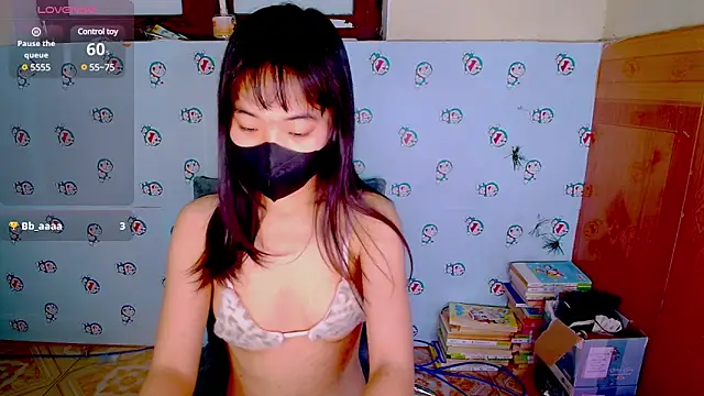   Saphia   online show from 01-24-25, 02:08