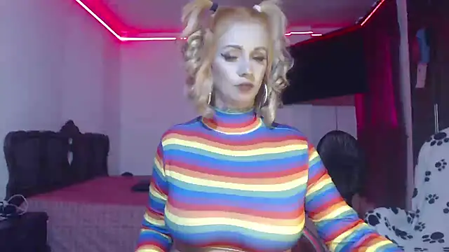 Snapshot of aliceesmith chatting on 12-19-24, 09:38 aliceesmith online show from 12-19-24, 09:38