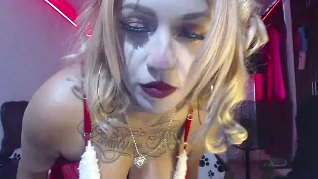 Snapshot of aliceesmith chatting on 12-22-24, 04:27 aliceesmith online show from 12-22-24, 04:27