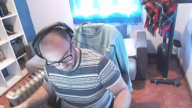 ravingr4d4 online show from 03-12-25, 12:15