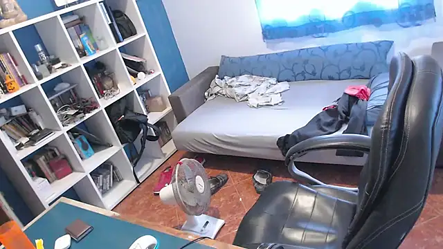 ravingr4d4 online show from 09-26-25, 01:15