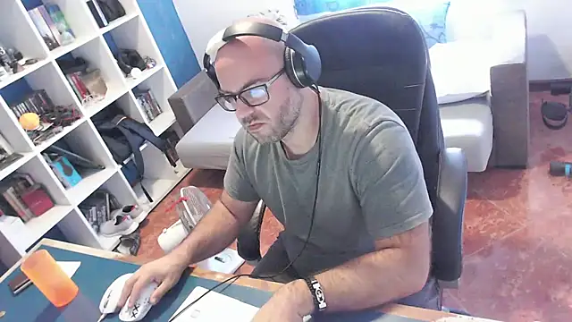 ravingr4d4 online show from 10-14-25, 10:27