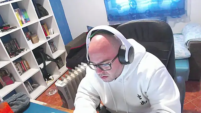 ravingr4d4 online show from 12-18-25, 10:21