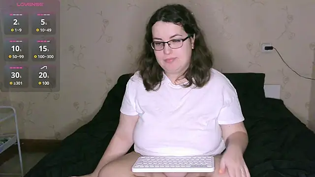 Snapshot of VladaCandy chatting on 12-02-24, 07:49 VladaCandy online show from 12-02-24, 07:49