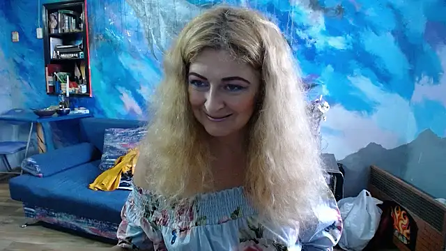 Snapshot of Helen1974 chatting on 09-26-25, 12:20 Helen1974 online show from 09-26-25, 12:20