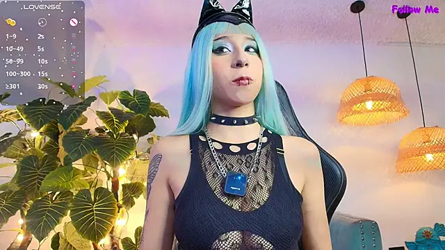 Snapshot of bellablack27 chatting on 05-01-26, 10:47 bellablack27 online show from 05-01-26, 10:47