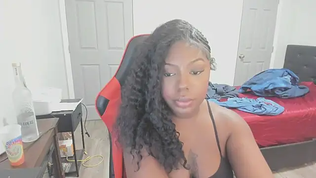 Snapshot of demi_xoxo chatting on 10-25-25, 05:26 demi xoxo online show from 10-25-25, 05:26