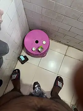 Snapshot of delhiboyz1 chatting on 02-09-25, 11:04 delhiboyz1 online show from 02-09-25, 11:04