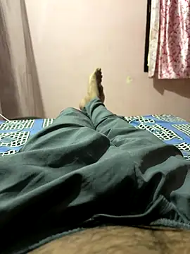 Snapshot of delhiboyz1 chatting on 09-27-25, 08:58 delhiboyz1 online show from 09-27-25, 08:58