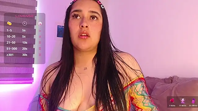 Megan FE online show from 10-25-25, 02:13