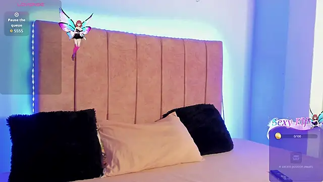 Snapshot of sexylaurita chatting on 02-10-26, 02:43 sexylaurita online show from 02-10-26, 02:43