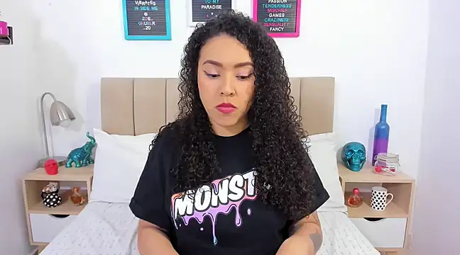 Zoe Gruber online show from 03-13-25, 12:16