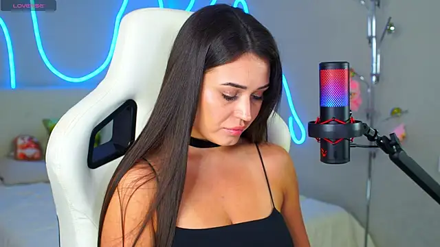 Adel chocolate  online show from 09-16-25, 07:53