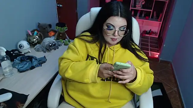 Snapshot of juliette_rd chatting on 12-04-24, 11:19 juliette rd online show from 12-04-24, 11:19