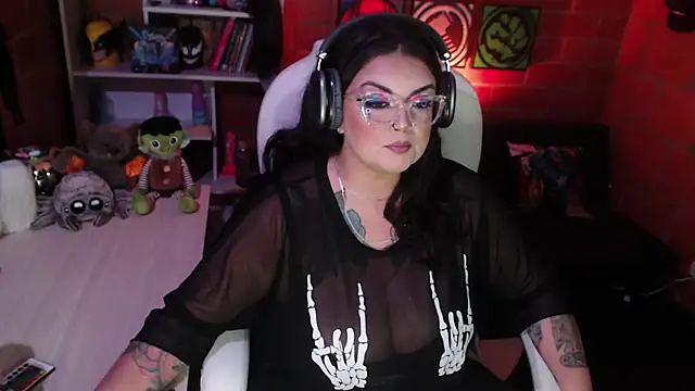 Snapshot of juliette_rd chatting on 03-06-25, 02:30 juliette rd online show from 03-06-25, 02:30