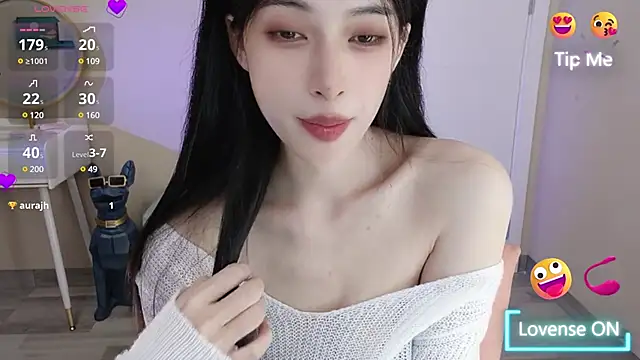 Snapshot of Aurora_99 chatting on 12-31-24, 07:10 Aurora 99 online show from 12-31-24, 07:10