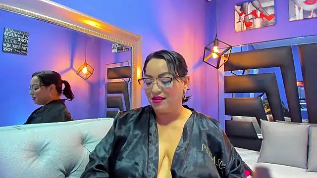 Snapshot of Romina017 chatting on 10-07-25, 12:41 Romina017 online show from 10-07-25, 12:41